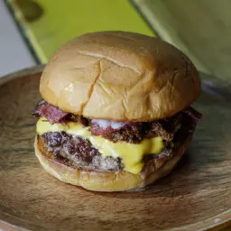 Davidson Burger